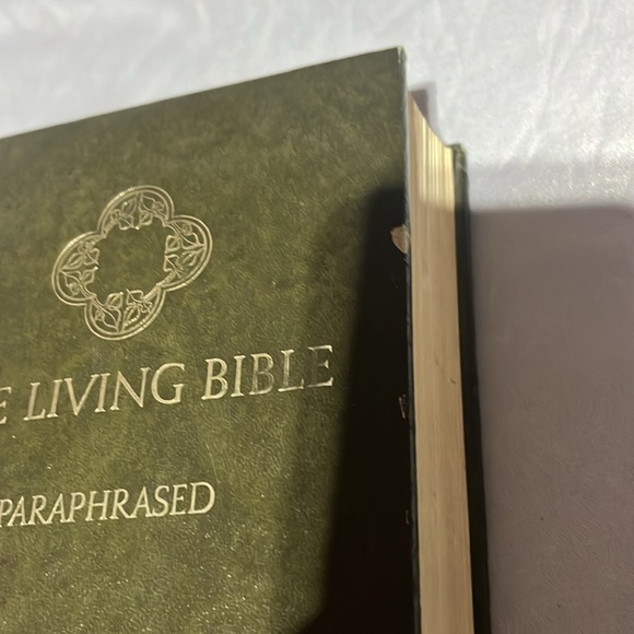 Vintage The Living Bible Paraphrased 1972 Tyndale House Green Padded Hardcover - Picture 5 of 5